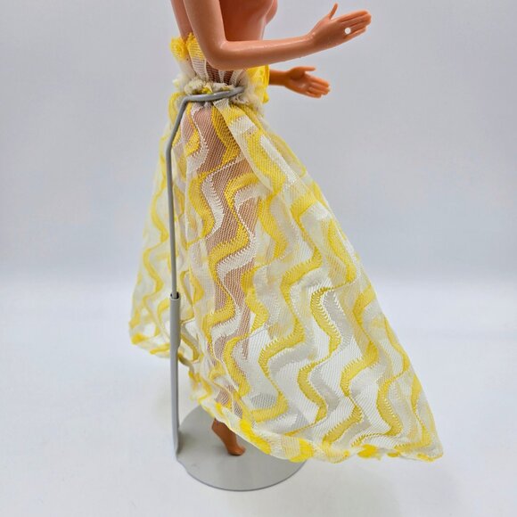 1978 Pretty Changes Barbie Doll Some Original Clothes Yellow 2598 Mattel Read - Picture 12 of 16